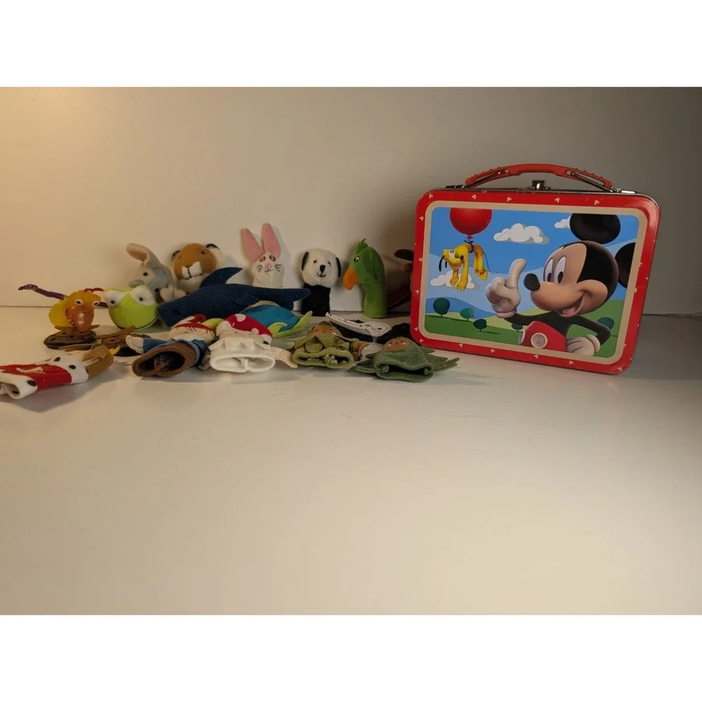 19 Little Finger Puppets Vintage 2.5